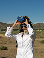 Binoculars with solar filters
